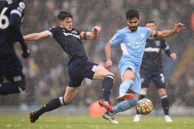 Declan Rice and Ilkay Gundogan tussle in West Ham v Manchester City game