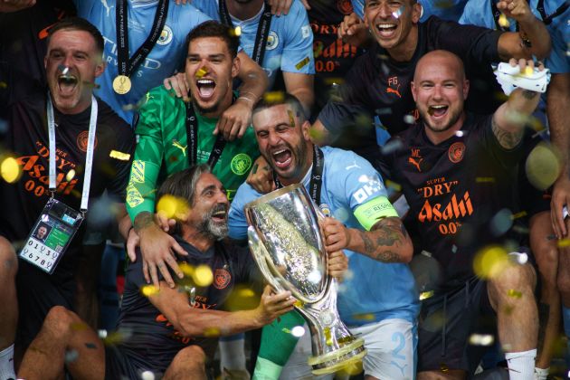 (Video) Esteemed Kompany host reacts as Manchester City clinch UEFA Super Cup