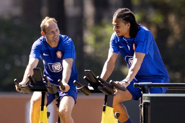 Nathan Ake completes 90 minutes for the Netherlands to put to bed any injury concerns