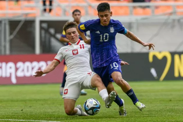 (Video) Steven Mcinerney reacts as Claudio Echeverri signs for Manchester City