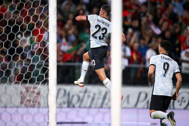 Manchester City's Portuguese stars shine in Portugal's win over Sweden