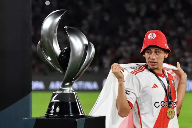 How has Claudio Echeverri fared so far this season on loan at River Plate?