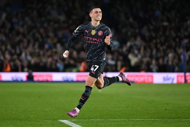 Phil Foden picks up FWA Men's Footballer of the Year award