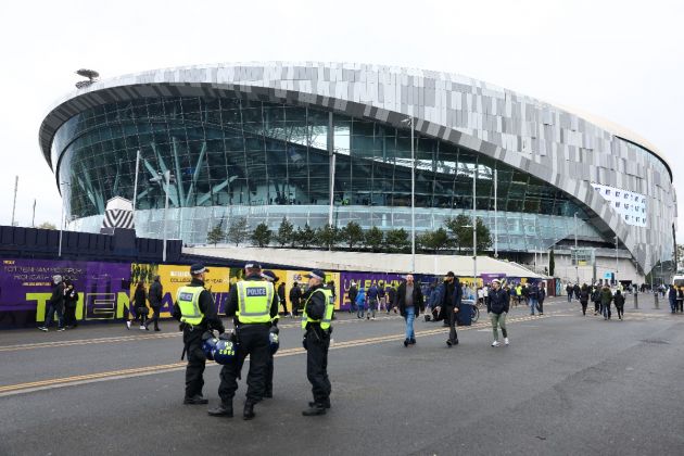 The starting lineups are in for Manchester City's clash with Tottenham