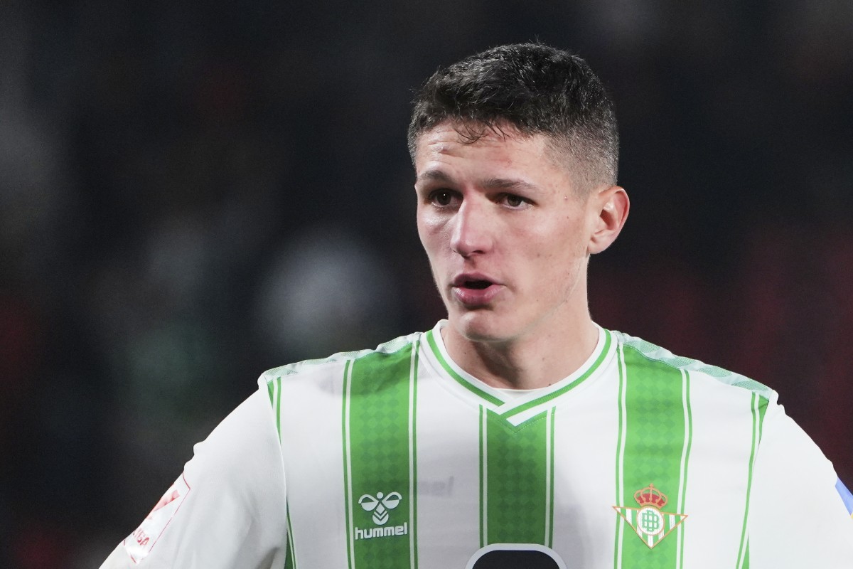 A midfield target may be out of reach for Manchester City this summer