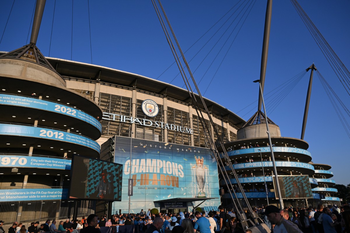 The starting lineups are in ahead of Manchester City's clash with Leicester City