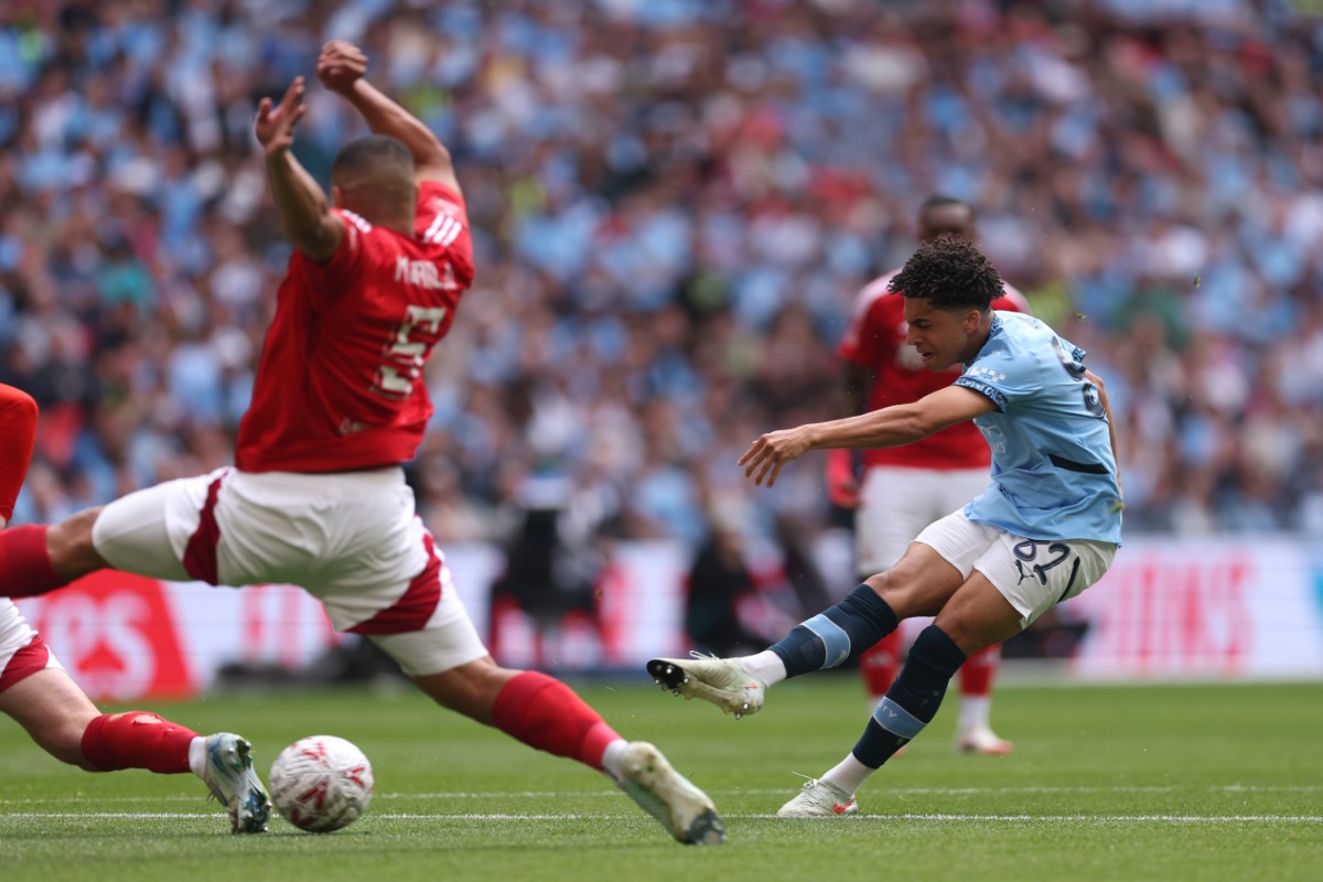 Signing a right-back should be a priority this summer for Manchester City