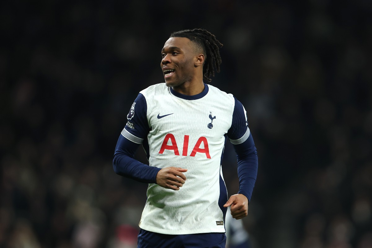 A new name emerges in Manchester City's hunt for a full-back
