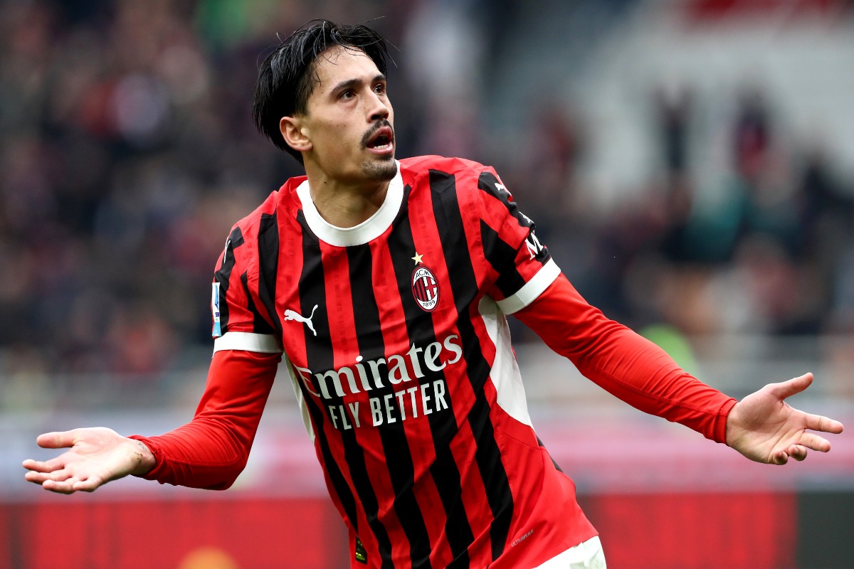 Negotiations between Man City and AC Milan over Tijjani Reijnders.