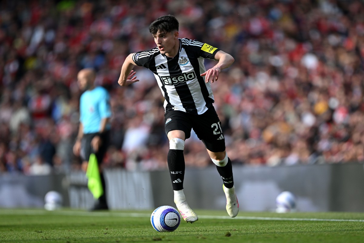 Manchester City's top target for the right-back position has been revealed but signing him will be difficult