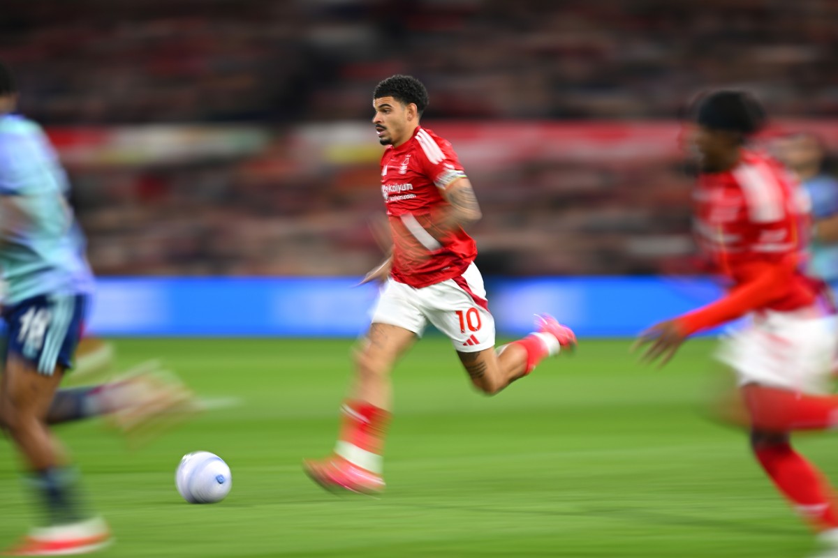 Morgan Gibbs-White would be a good addition to the Manchester City midfield.