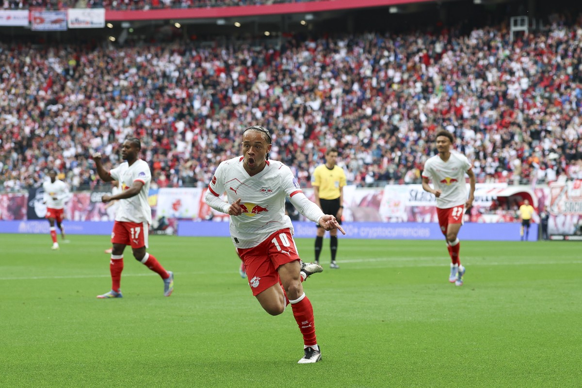 Manchester City target Xavi Simons could be Premier League bound this summer.