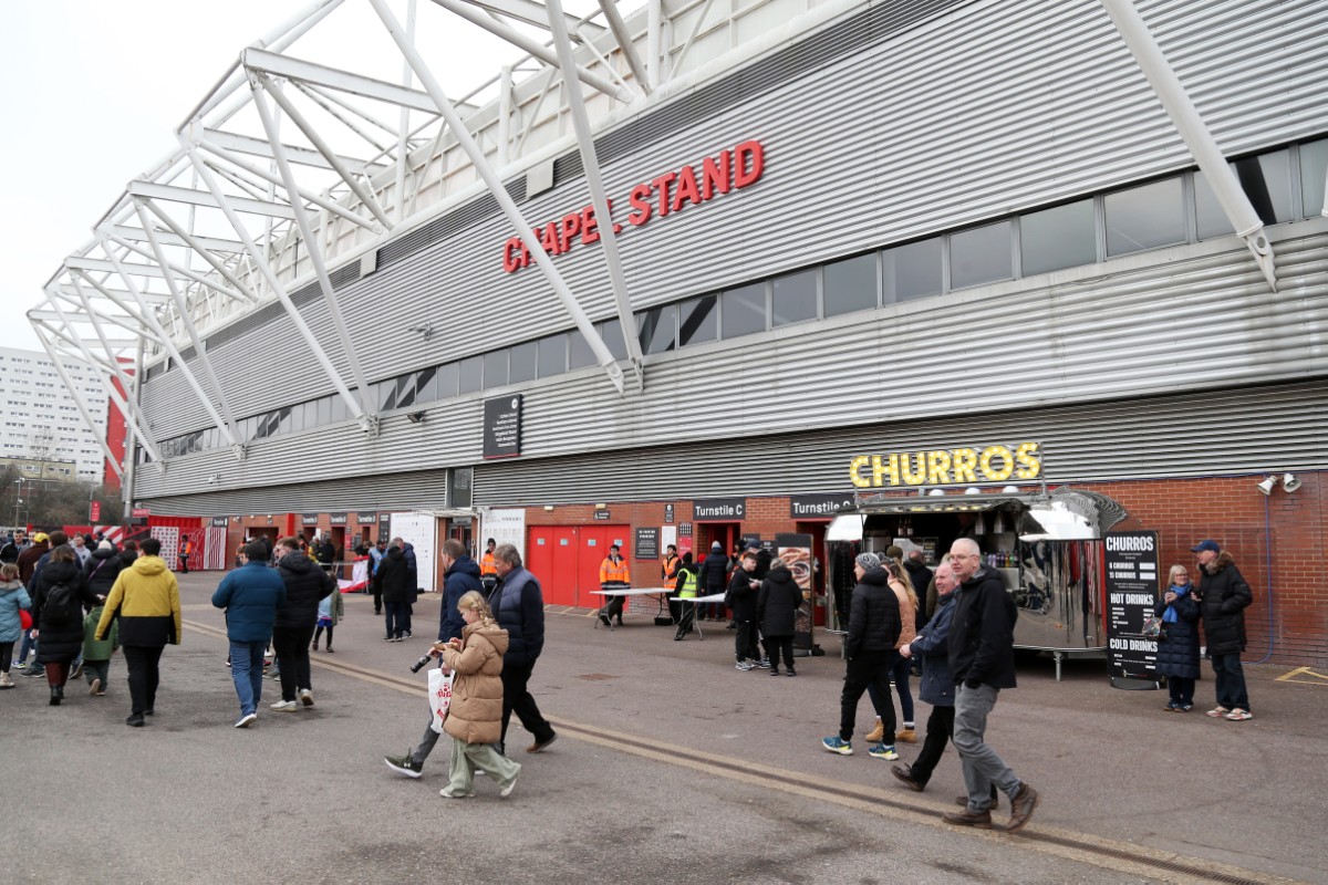Man City and Southampton have confirmed their starting lineups.