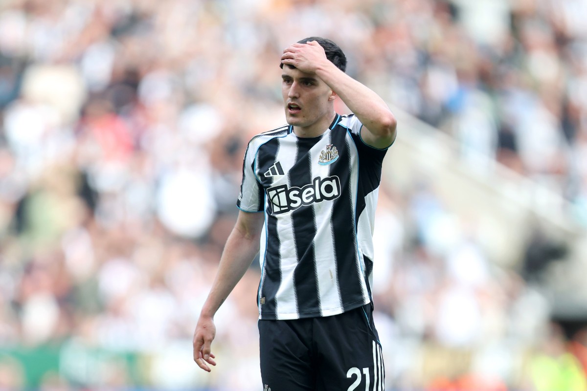 One potential Manchester City move may take all summer to complete