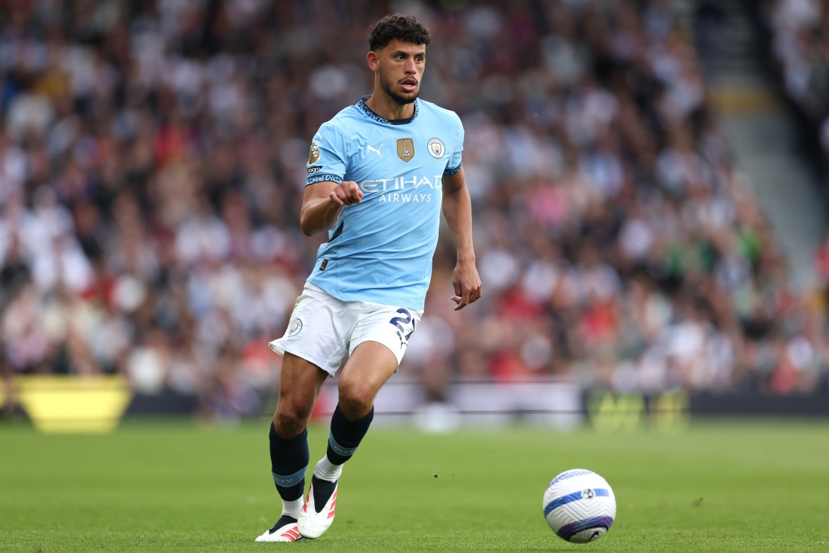 Do Manchester City already have a solution for their right-back issue?