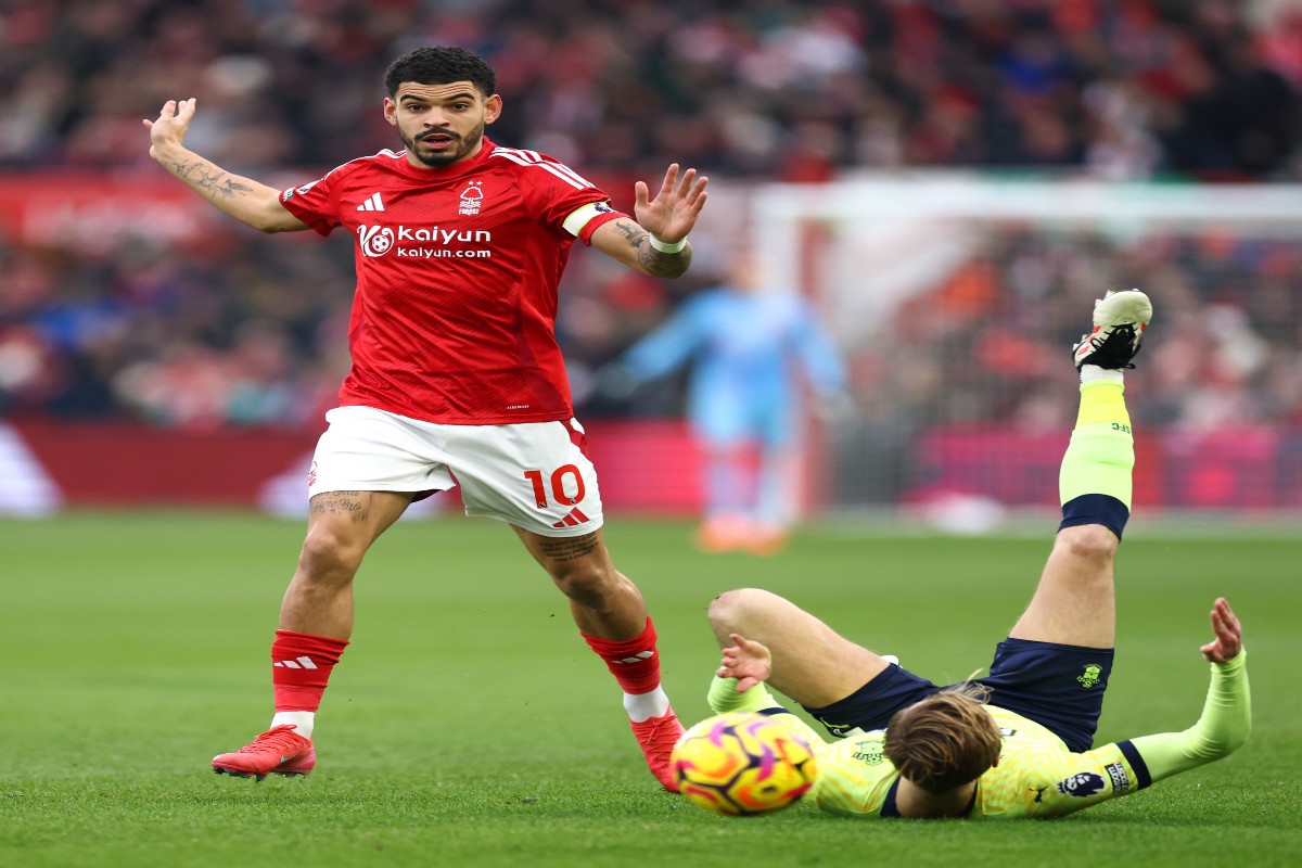 A move that for now doesn't make sense could reportedly be back on for Manchester City