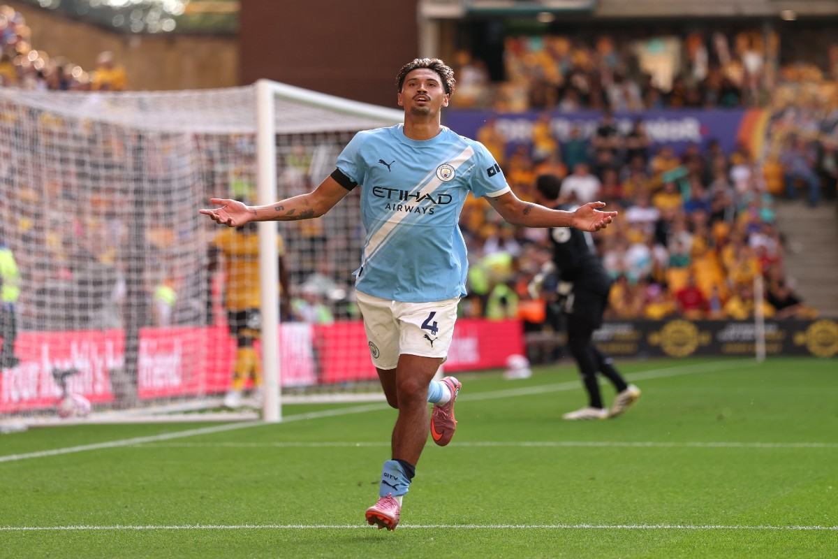A Dutch international made the perfect start to his Manchester City career at Molineux