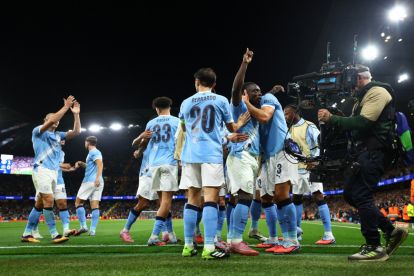 Manchester city 05 & Intel 02 難あり2枚 manchester-city-v-ssc-napoli-