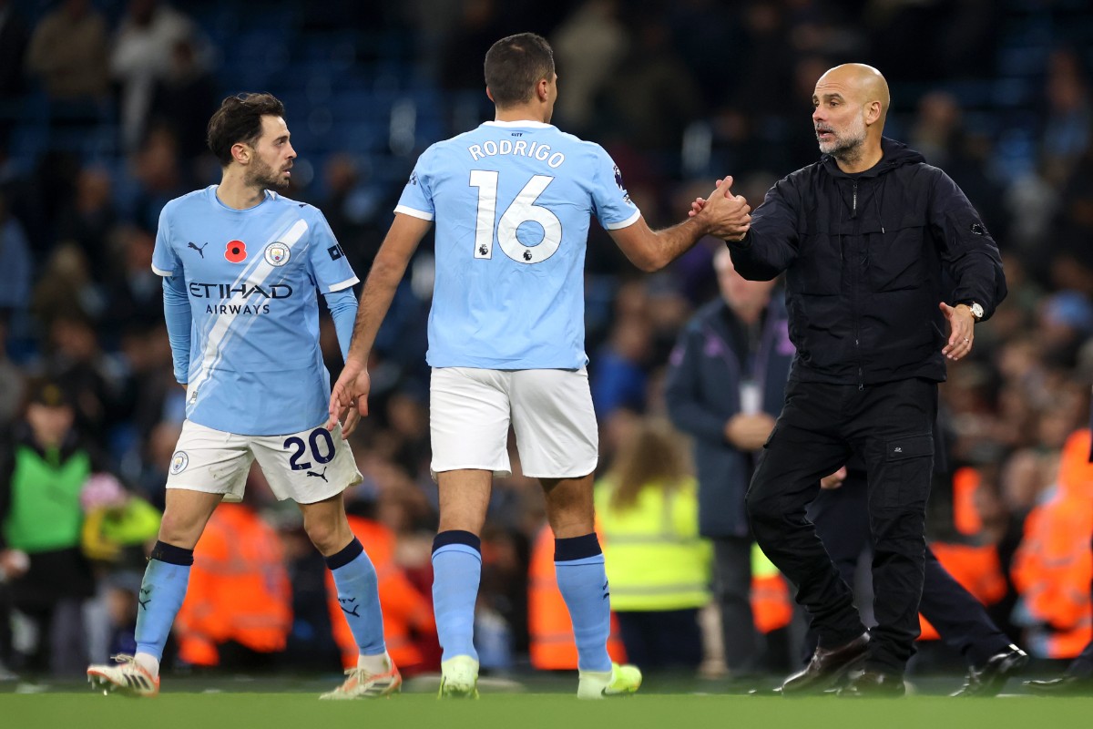 É improvável que um jogador importante do Manchester City seja arriscado contra o Liverpool