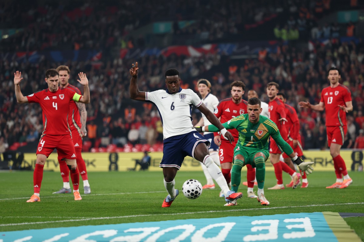 An England international has explained why he chose to sign Manchester City