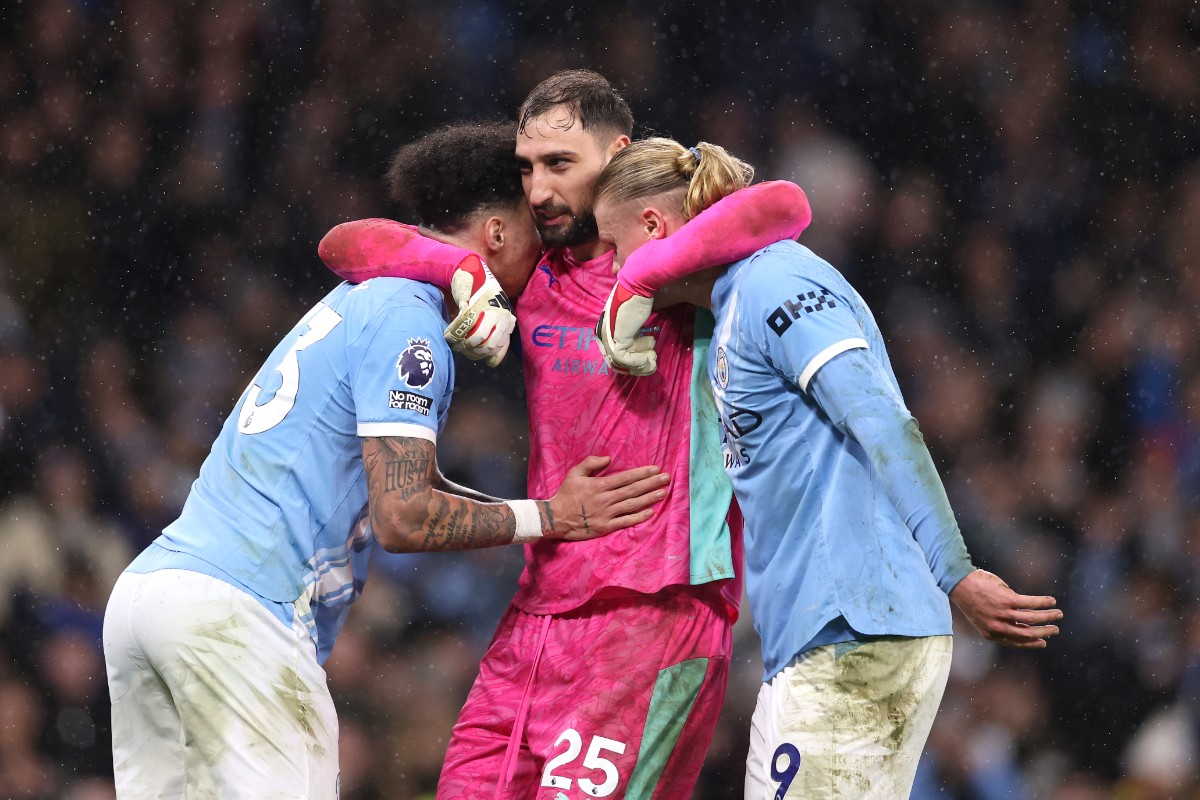 Manchester City remain well-placed in the title race after an eventful weekend