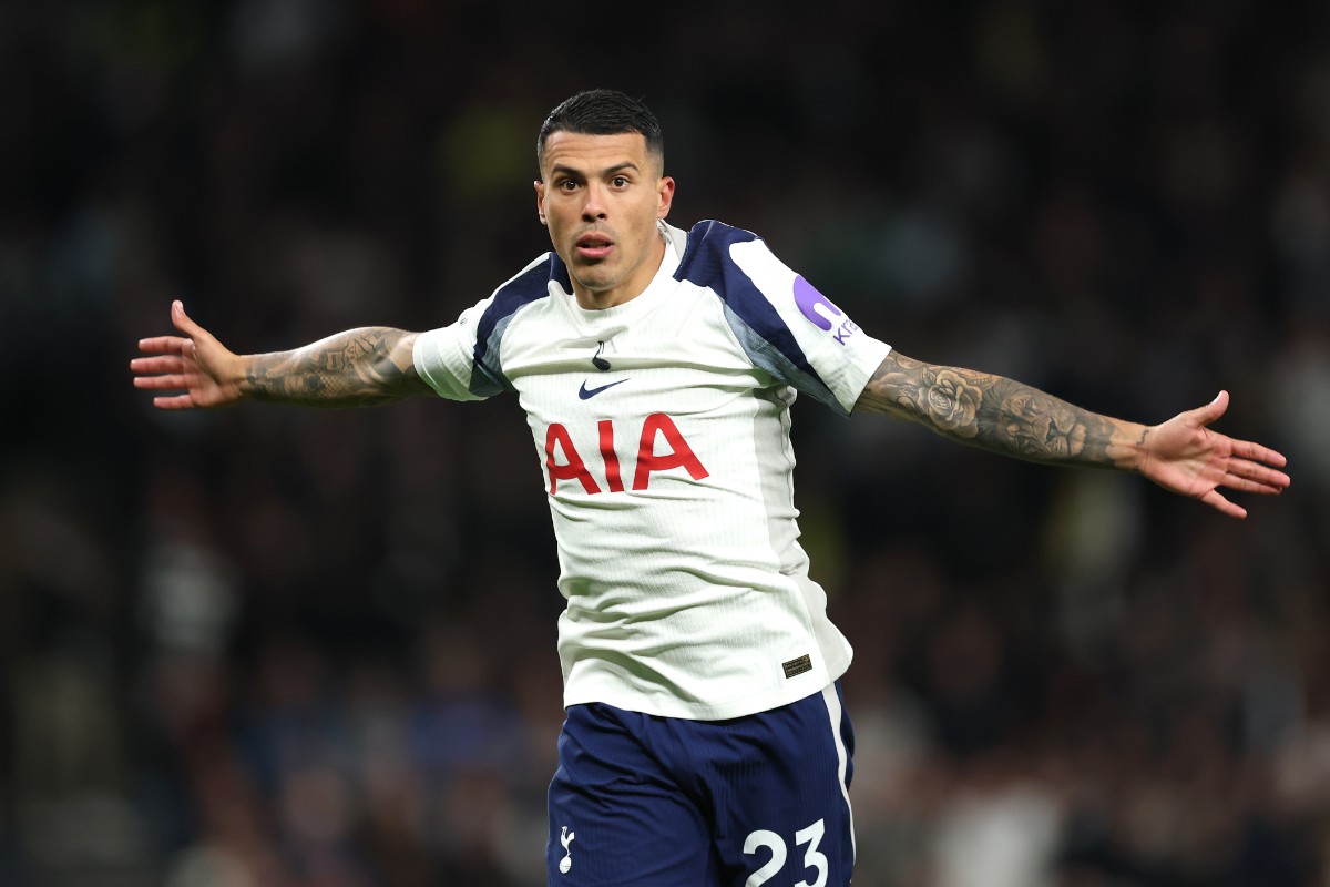 Manchester City is reportedly targeting a Spanish right-back to bolster their squad in a critical position - esteemedkompany.com