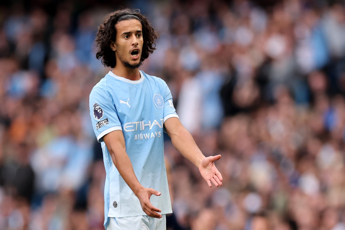 Ayyoub Bouaddi is learning to be elite at Manchester City.